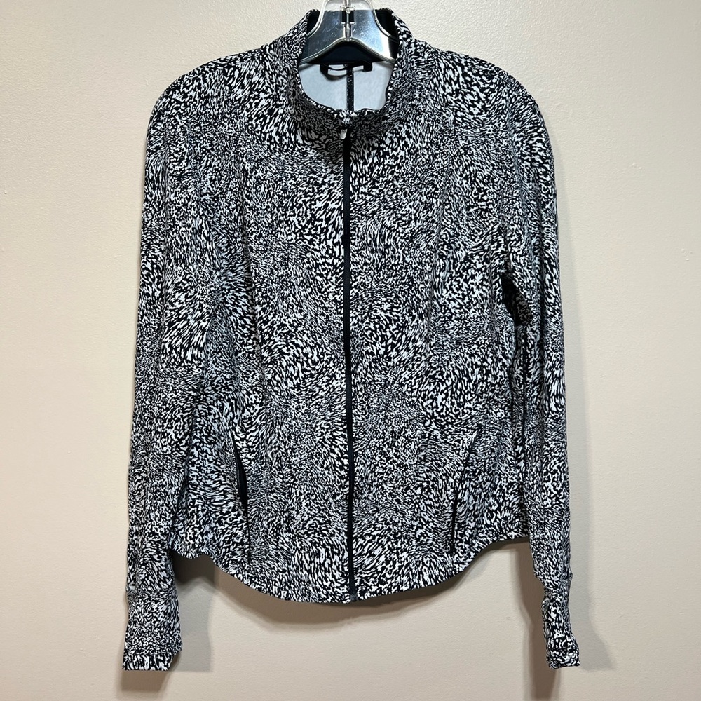 Lululemon Instill Jacket size 14 black and grey